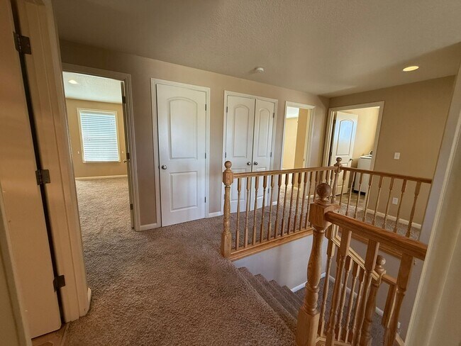 Building Photo - 4 Bedroom Home For Rent In The Dalles