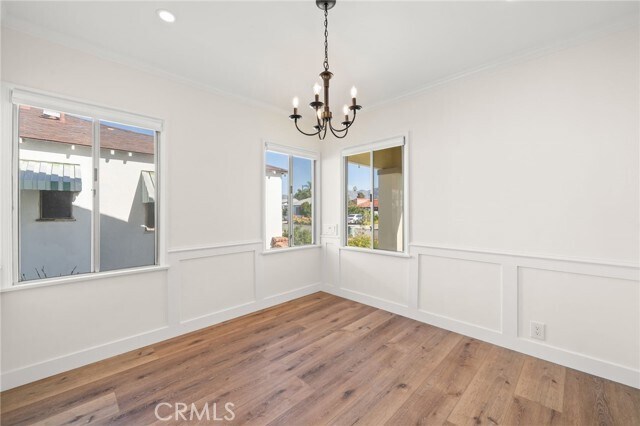 Building Photo - 1301 N Avon St