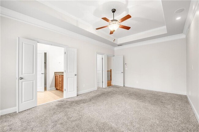 Building Photo - 250 Mystic Ridge Hill