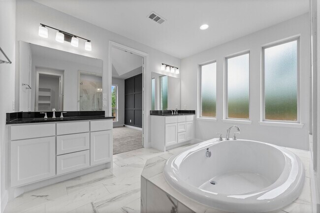 Building Photo - 8546 Burdekin Rd