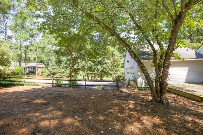 Building Photo - "3-Bedroom Home on Fox Hunt Lane in Southern Pines – Cozy Living Awaits!"
