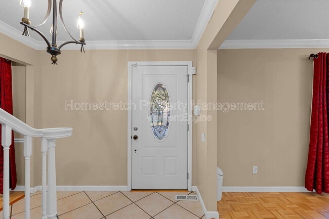 Building Photo - 11860 Shallowbrook Dr