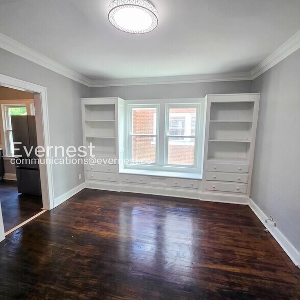Building Photo - 3411 Beechwood Ave