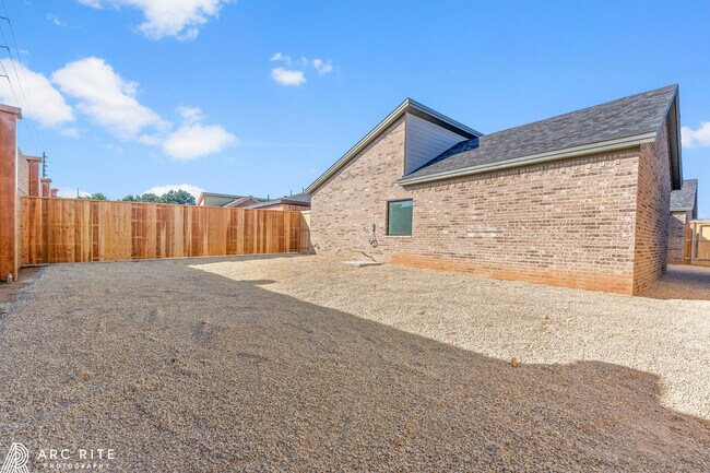 Building Photo - 4527 22nd Pl