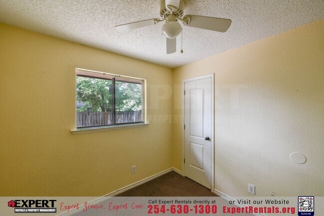 Building Photo - 3-Bedroom Home with a Big Backyard in Kill...
