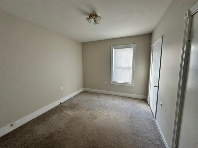 Building Photo - 18 Gage St