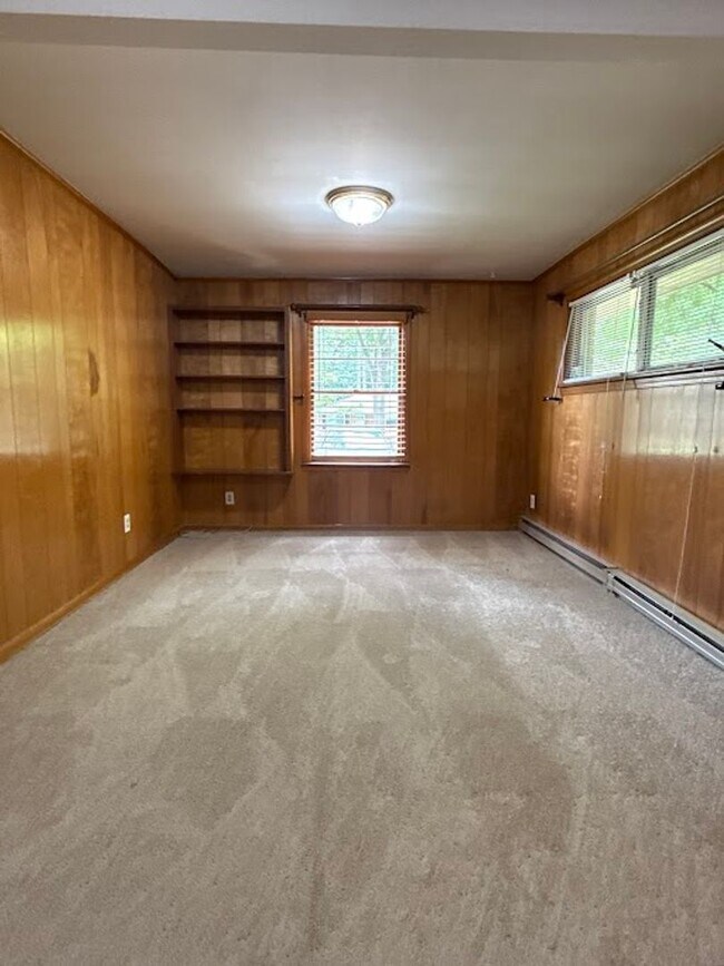 Building Photo - 3 bed 1.5 Bath in Decatur!