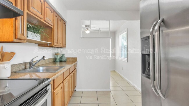 Building Photo - 1711 45th St S
