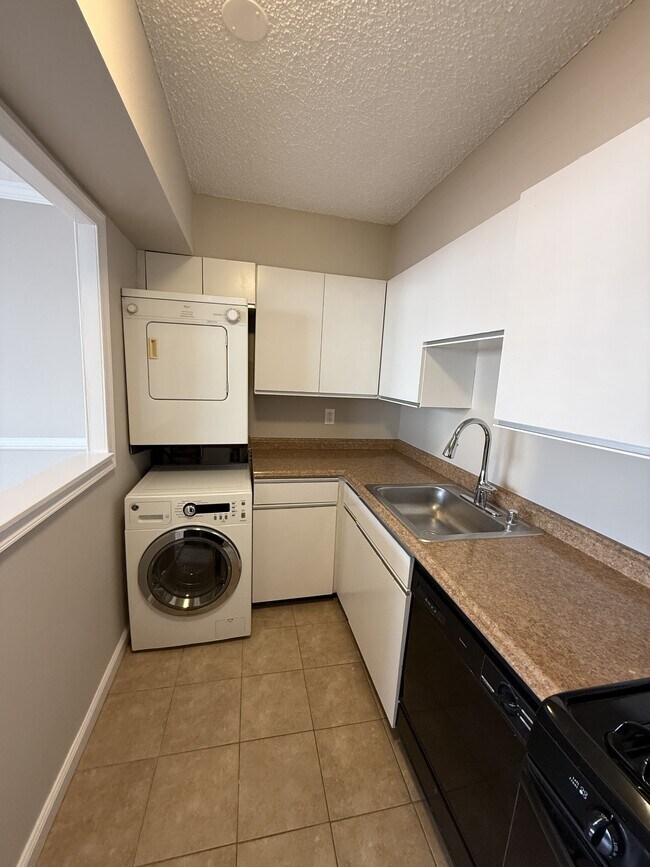 Building Photo - 1245 13th St NW