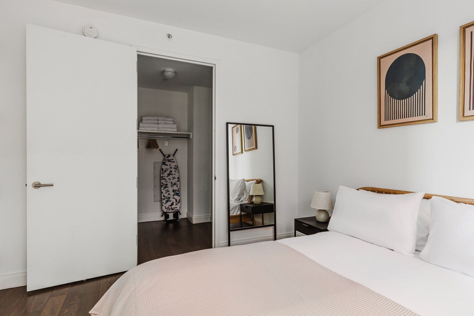 Building Photo - 148 1st St