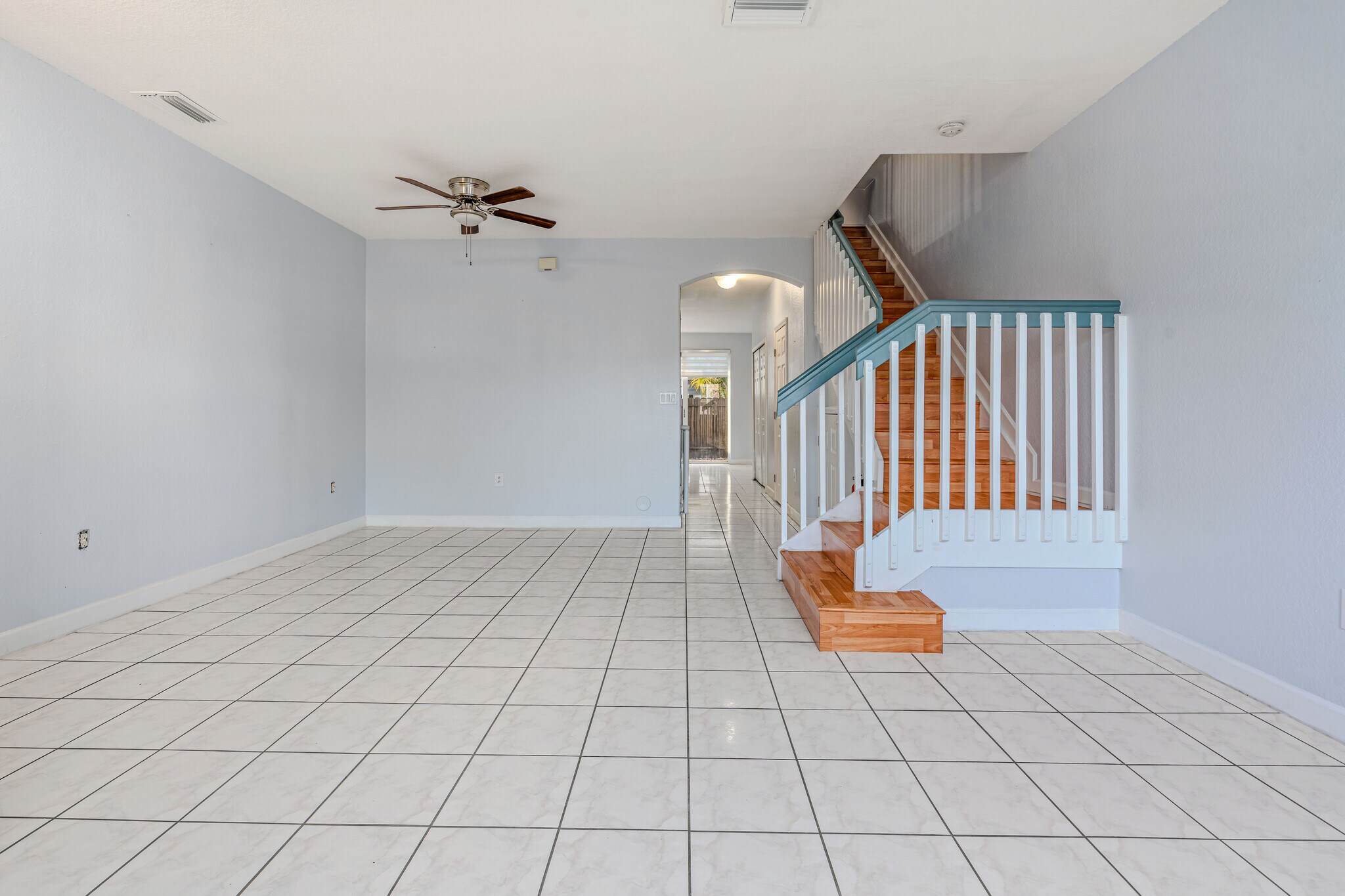 Building Photo - 5460 NW 107th Ave