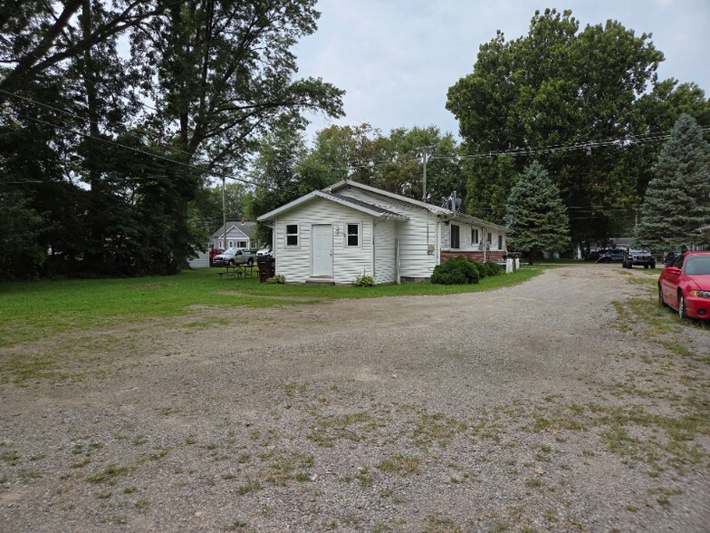 Primary Photo - 12932 Matthews St