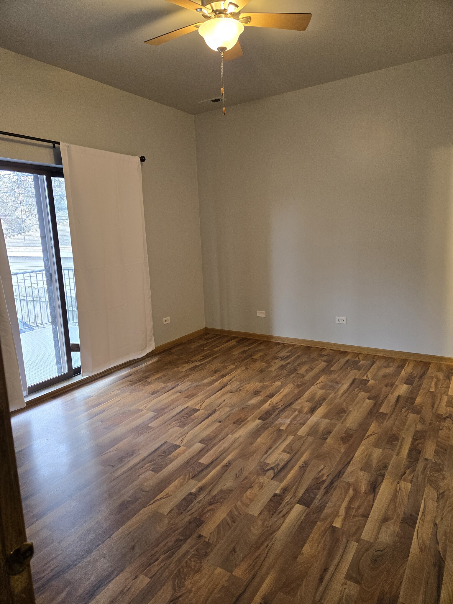 Master Bed - 4015 W Wilcox St