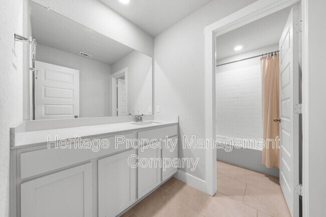 Building Photo - 4534 Lampasas Flts