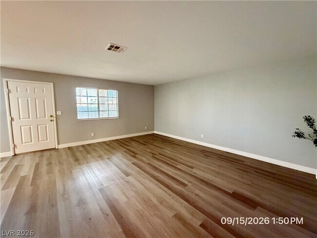 Building Photo - 8410 Eldora Ave