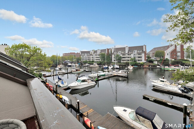 Building Photo - 73 Harbor Dr