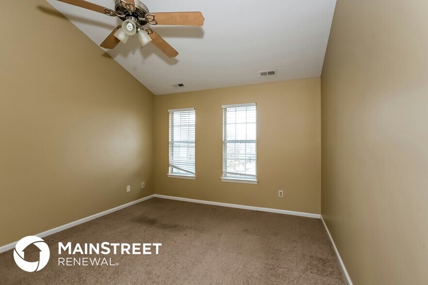 Building Photo - 4113 New Castle Ln