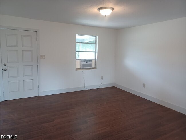 Building Photo - 1629 Pawnee St