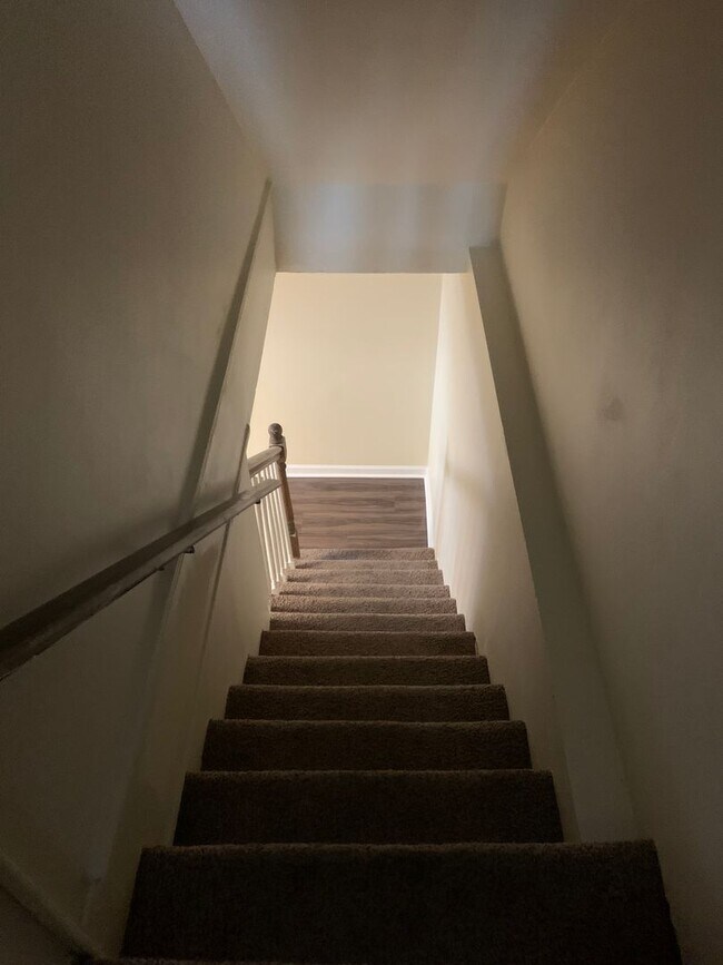 Building Photo - 838 W Washington St