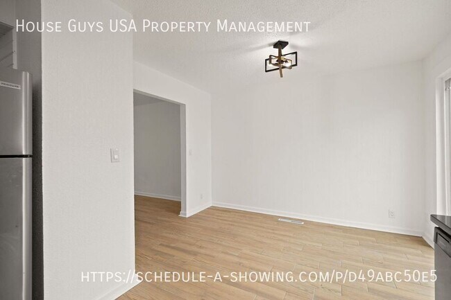 Building Photo - 9426 Reeder Dr