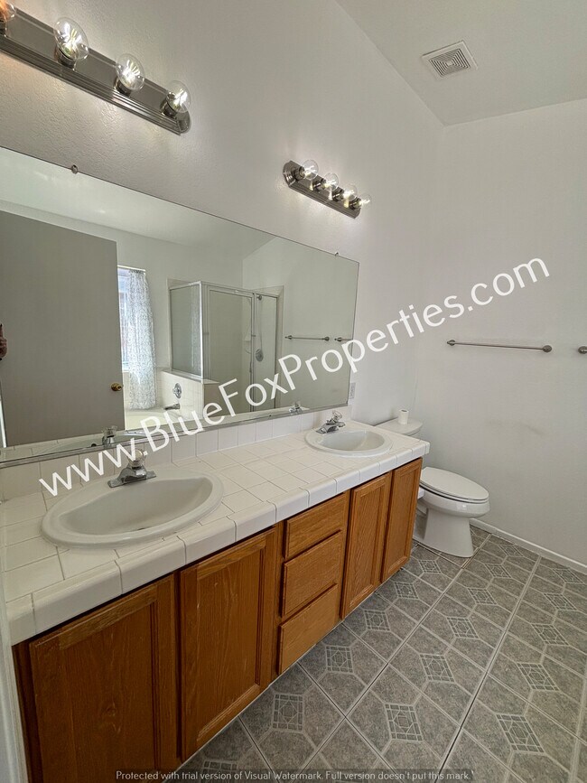 Building Photo - 9042 E Muleshoe St