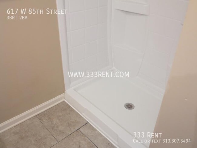 Building Photo - 617 W 85th St