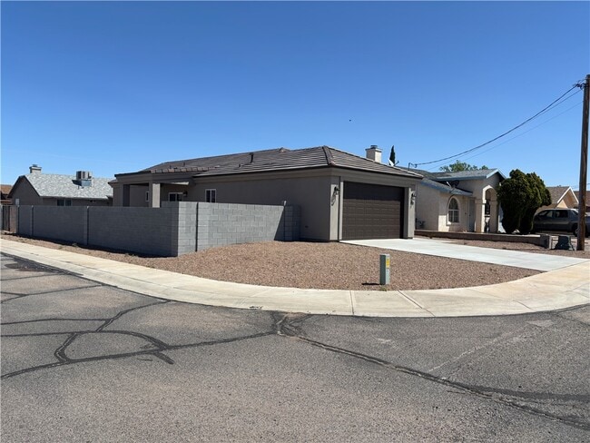 Building Photo - 2601 Chambers Ave