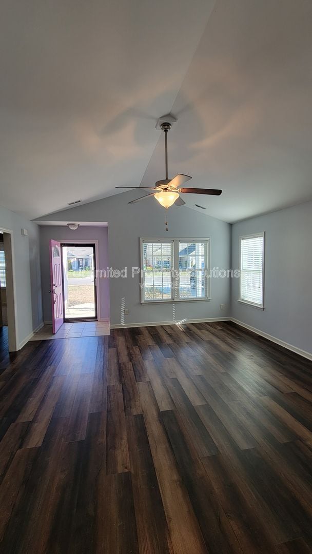 Building Photo - 226 Chambers St