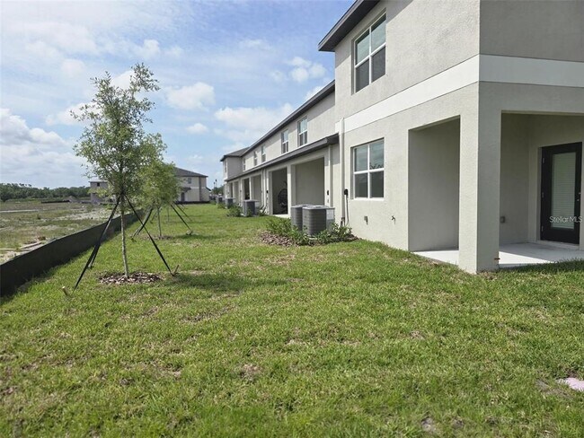 Building Photo - 11236 65th Ter E