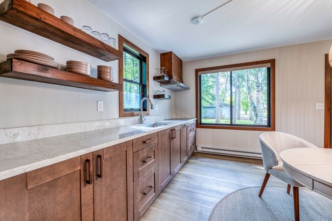 Building Photo - 1241 Birchmont Beach Rd NE