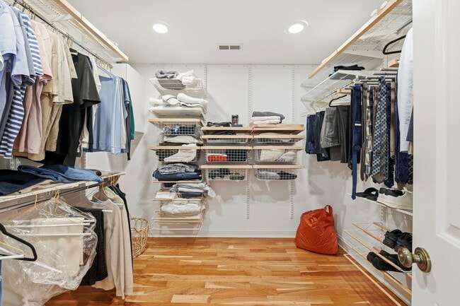 Building Photo - 2181 2nd St