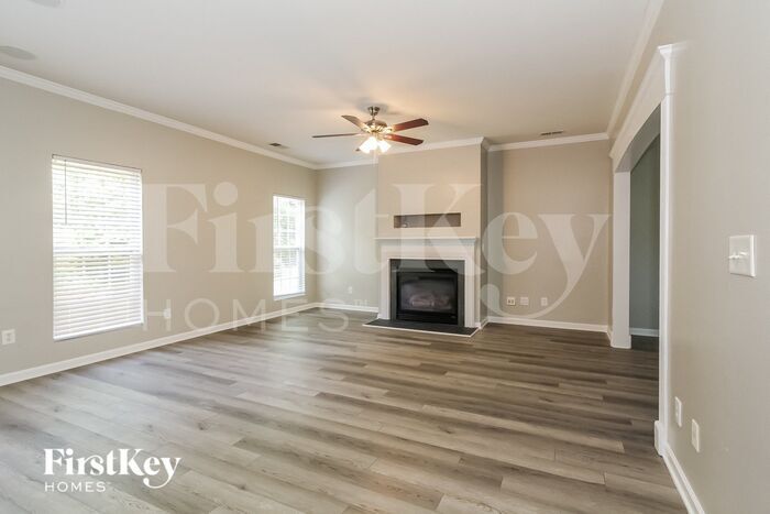 Building Photo - 12828 Coral Sunrise Dr