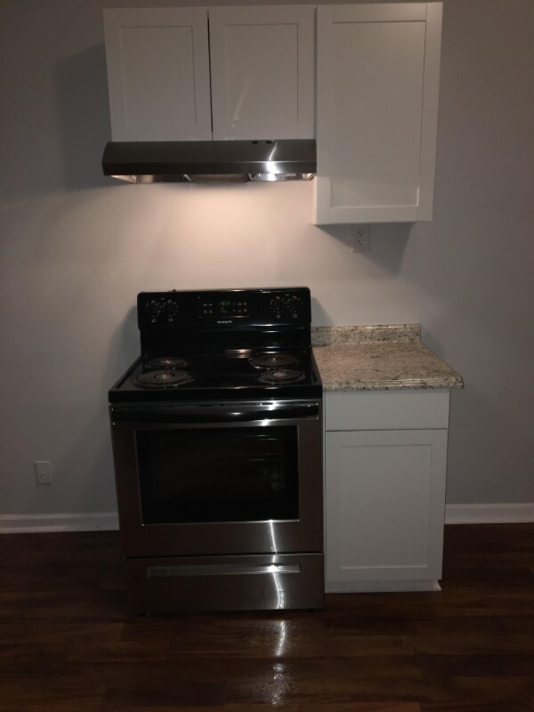 Building Photo - 10 Williams Dr