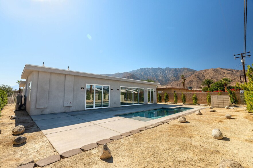 Building Photo - 416 Rosa Parks Rd