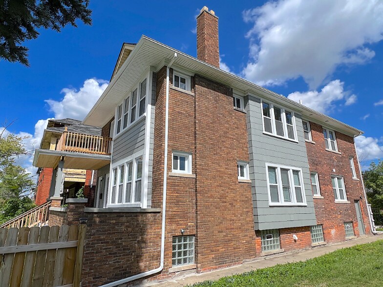 Building Photo - 5000 Seminole St