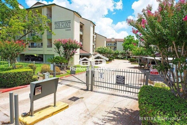Primary Photo - 18809 Egret Bay Blvd