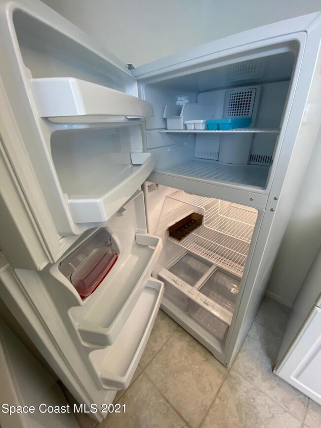 Building Photo - 3135 Shady Dell Ln