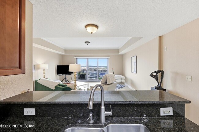 Building Photo - 1478 Riverplace Blvd
