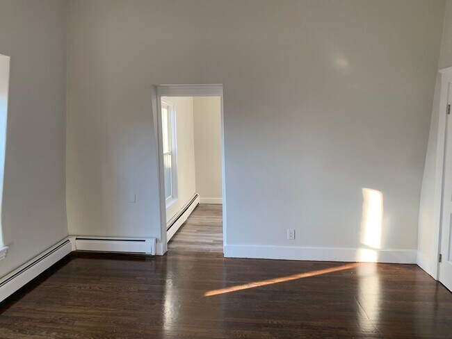 Building Photo - 38 Summer St