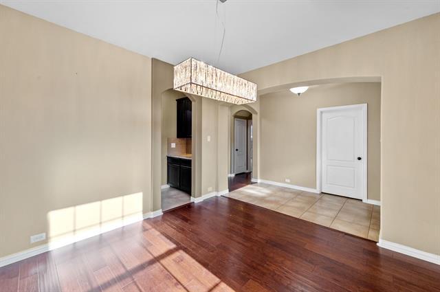 Building Photo - 1924 Lewis Crossing Dr