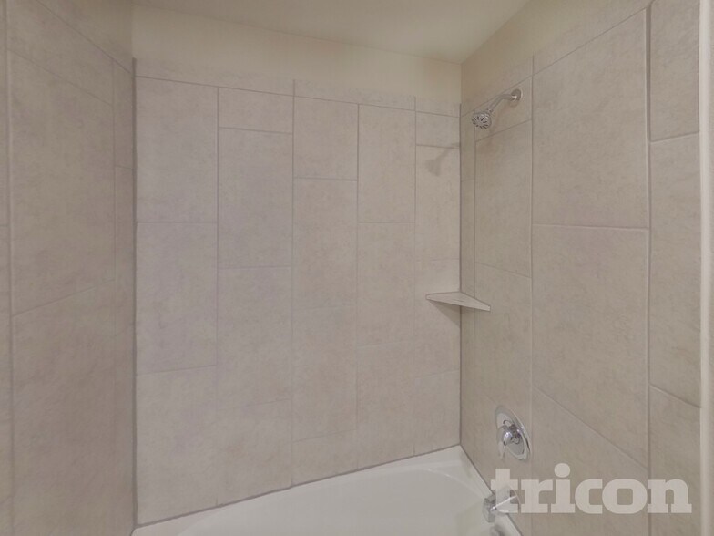 Building Photo - 114 Hamilton Way