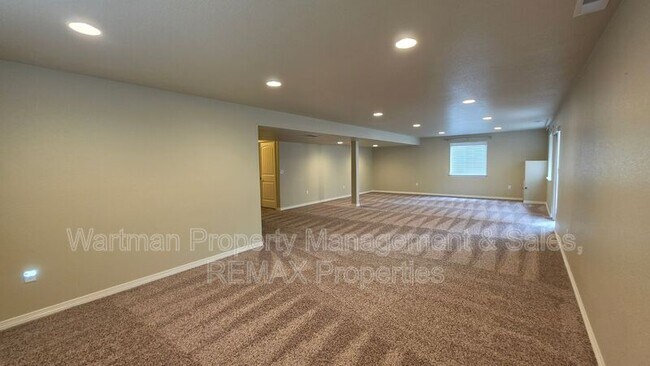 Building Photo - 907 Salmon Pond Way