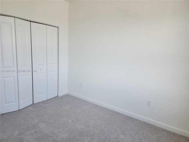 Building Photo - 2468 SE 24th Terrace