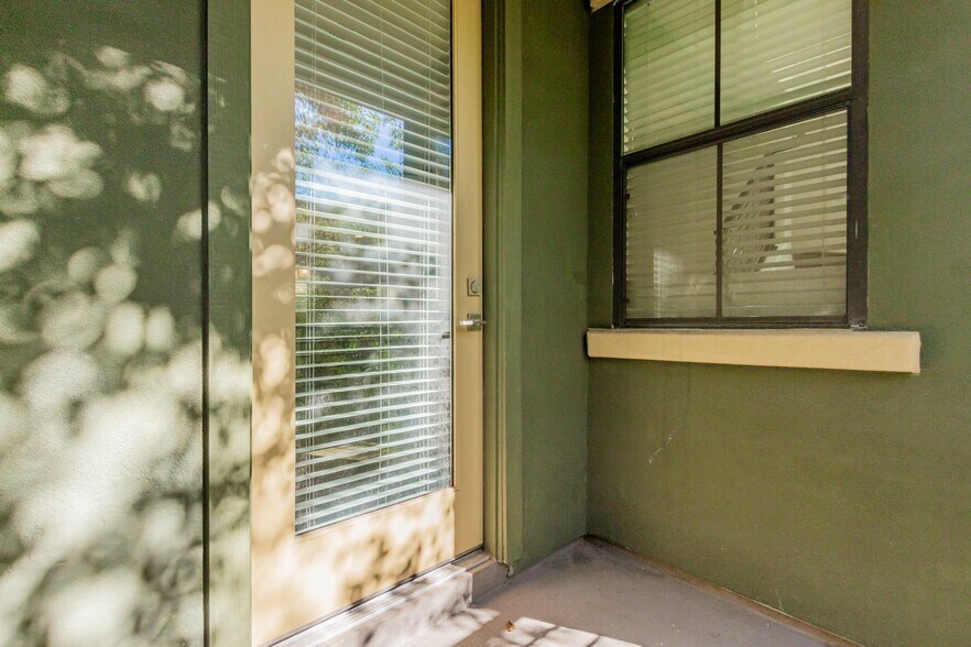 Building Photo - 4236 N 27th St