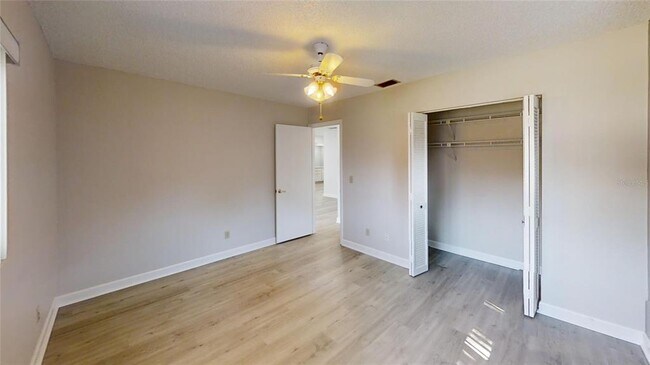 Building Photo - 8883 SW 94 Ln