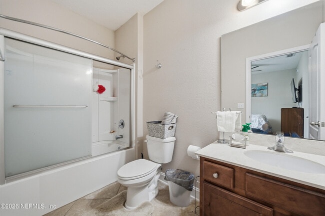 Building Photo - 705 W Kings College Dr