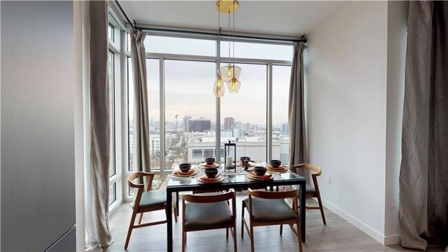 Building Photo - 2976 Blackburn St