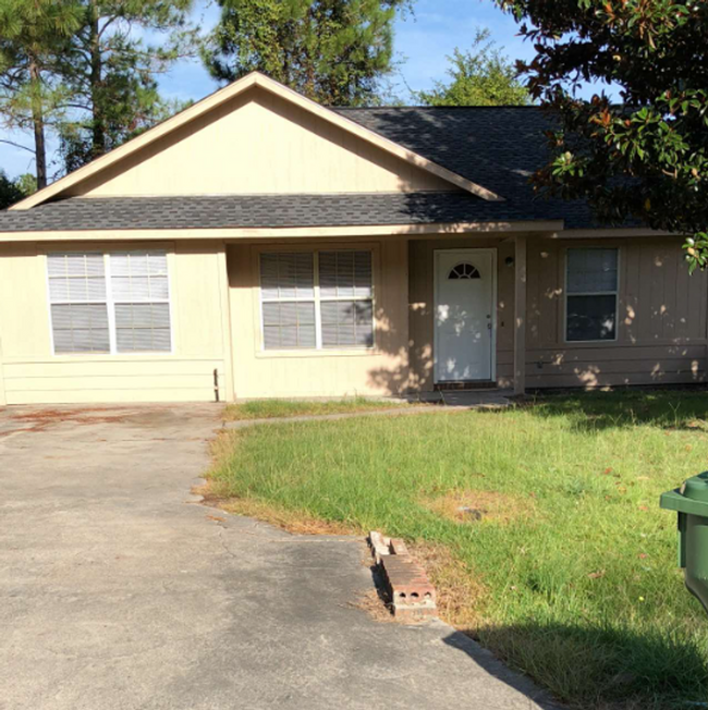 1000-bacon-rd-hinesville-ga-31313-mls-7193078-redfin