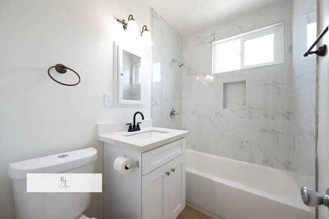 Building Photo - Remodeled House with Spacious Flat Lot - L...