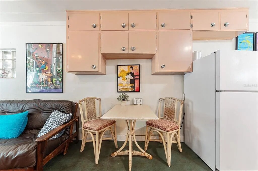 Building Photo - 1604 58th St S